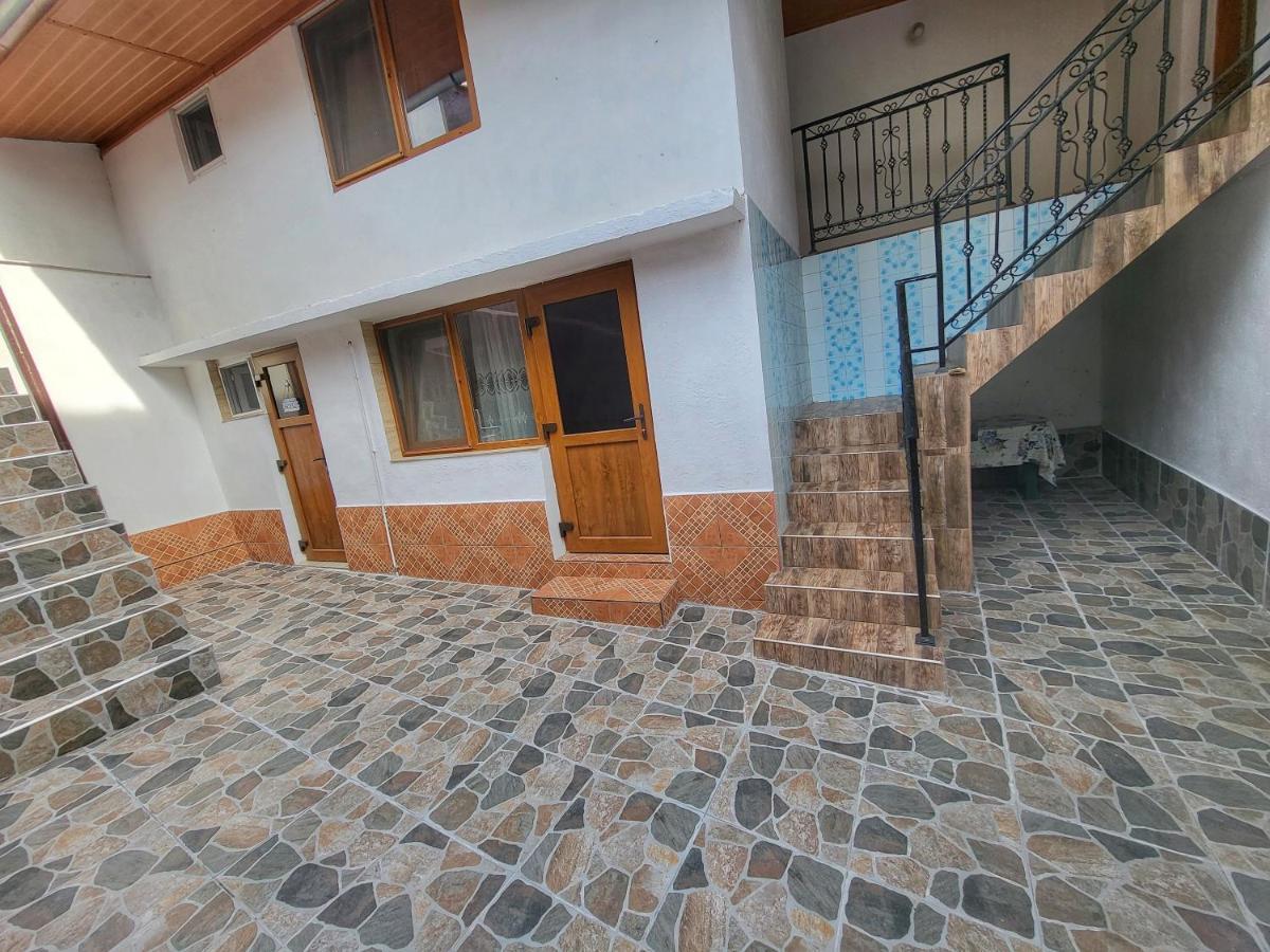 Casa De Vacanta Danube Moldova Noua Esterno foto
