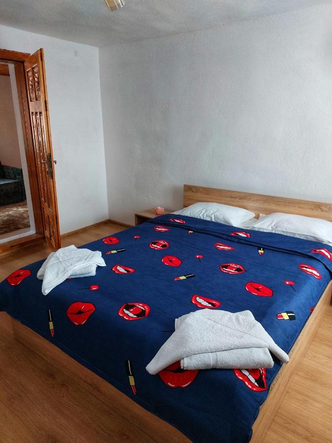 Casa De Vacanta Danube Moldova Noua Esterno foto